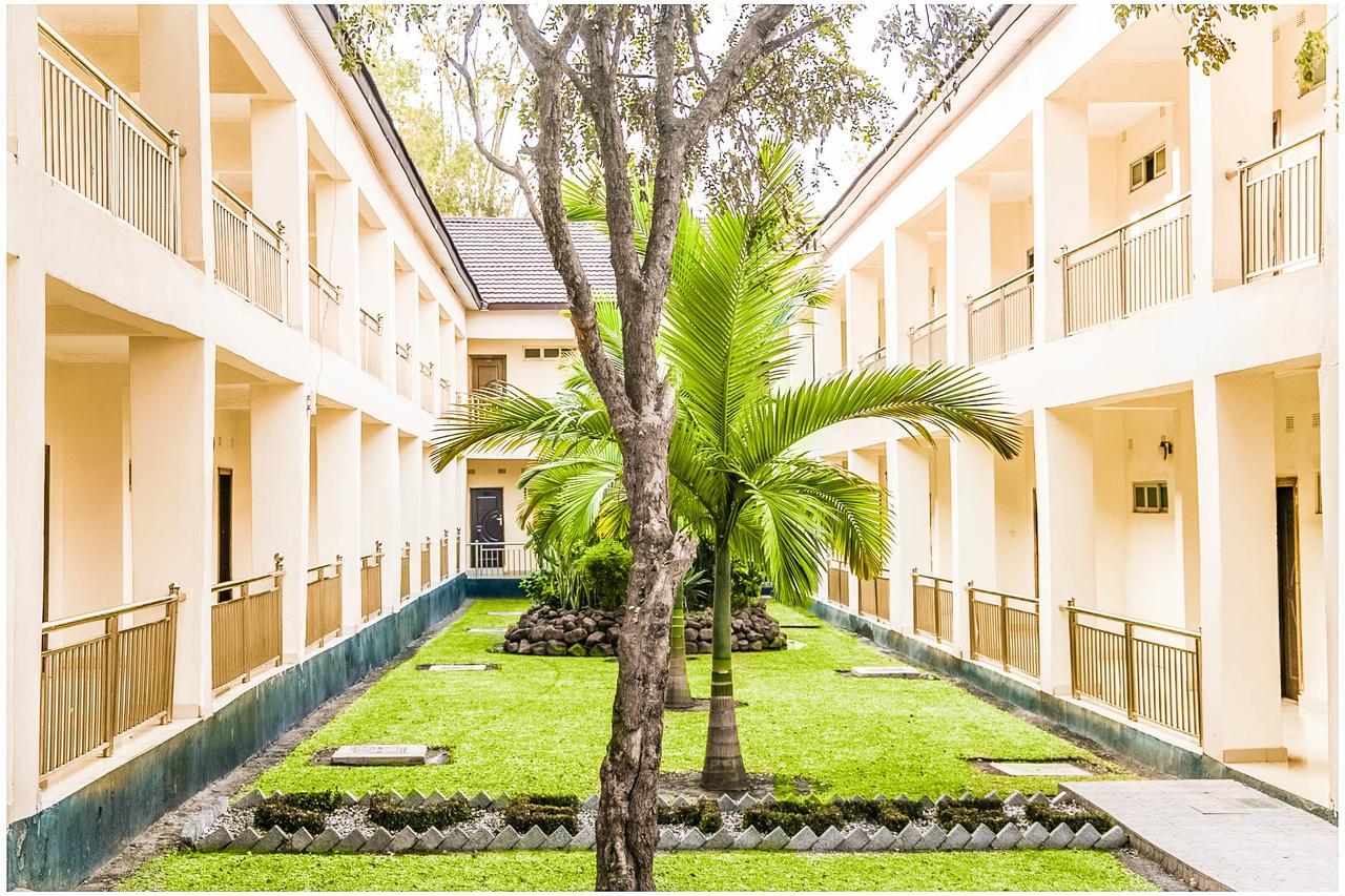 Chamba Valley Exotic Hotel Лусака Екстер'єр фото