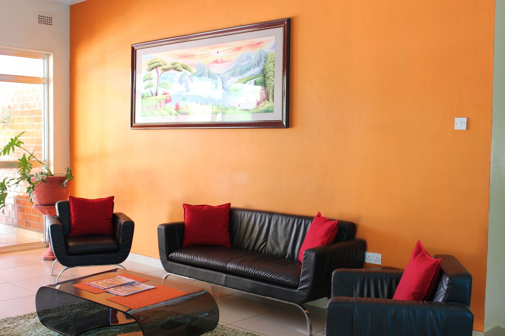 Chamba Valley Exotic Hotel Лусака Екстер'єр фото